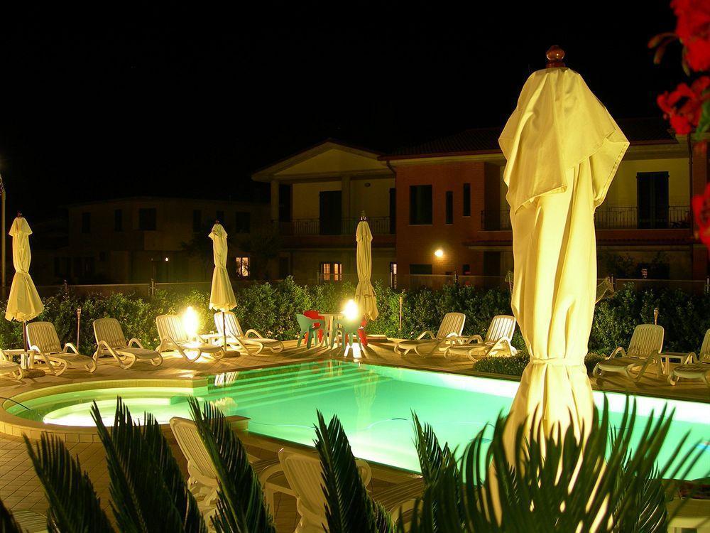 Il Borghetto Hotel Cupra Marittima Exterior photo